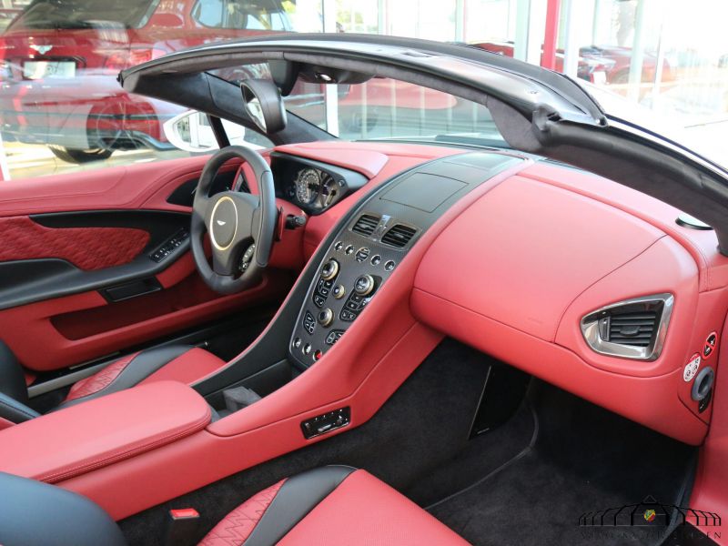 Aston Martin Vanquish Zagato Volante