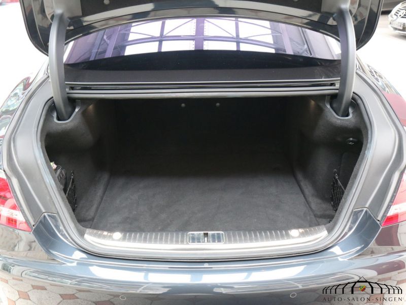 Mercedes-Benz S 63 AMG