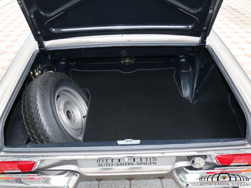 Mercedes-Benz 230 SL Pagode  