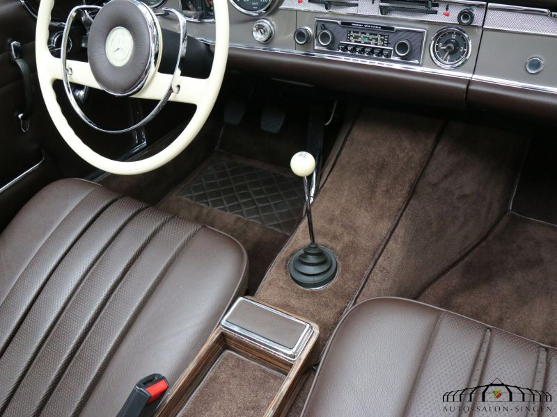 Mercedes-Benz 230 SL Pagode  