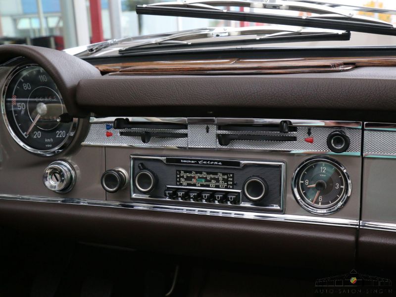 Mercedes-Benz 230 SL Pagode  