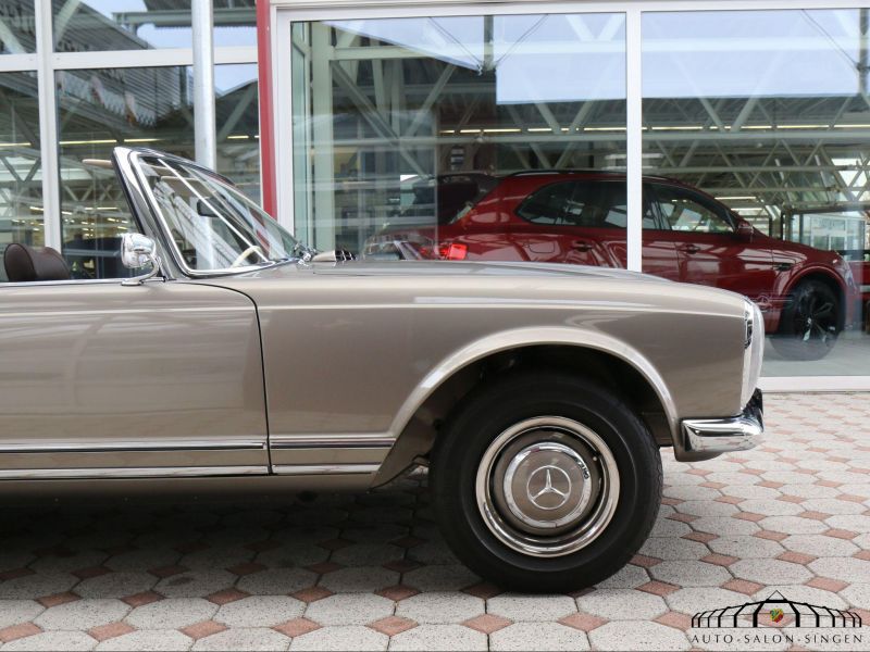 Mercedes-Benz 230 SL Pagode  