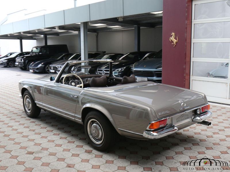 Mercedes-Benz 230 SL Pagode  