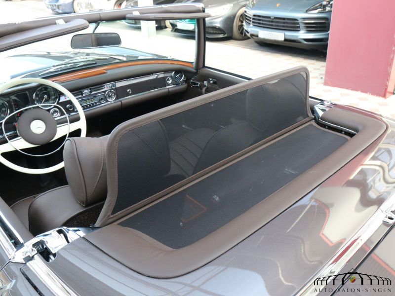 Mercedes-Benz 280 SL Pagode 