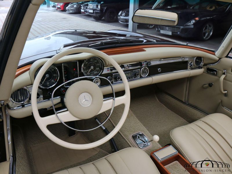 Mercedes-Benz 280 SL Pagode 