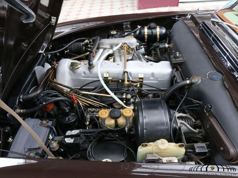 Mercedes-Benz 280 SL Pagode 