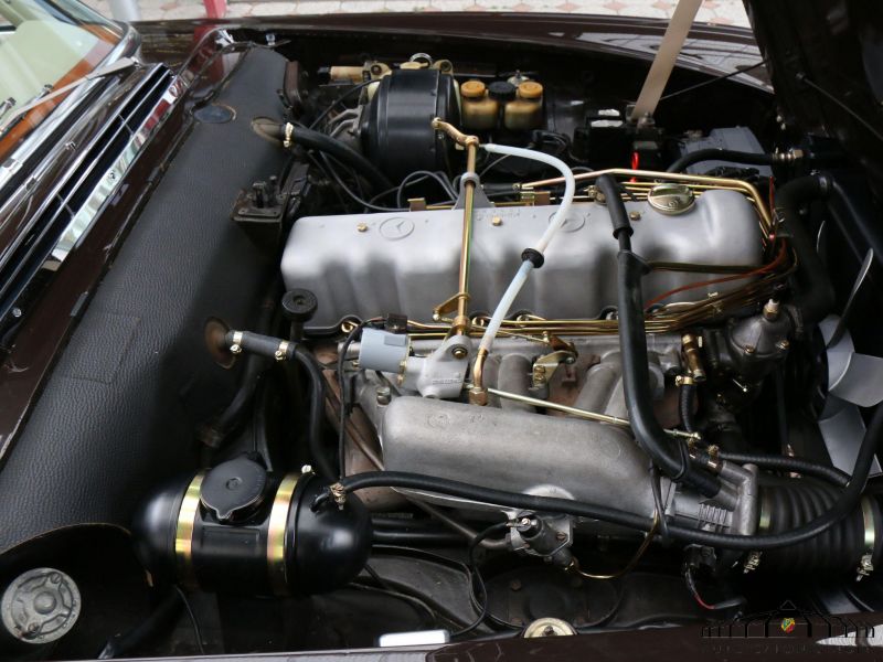 Mercedes-Benz 280 SL Pagode 