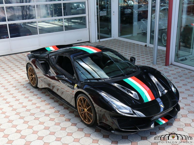 Ferrari 488 Pista