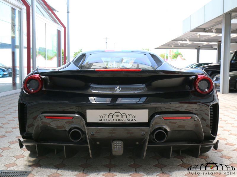 Ferrari 488 Pista