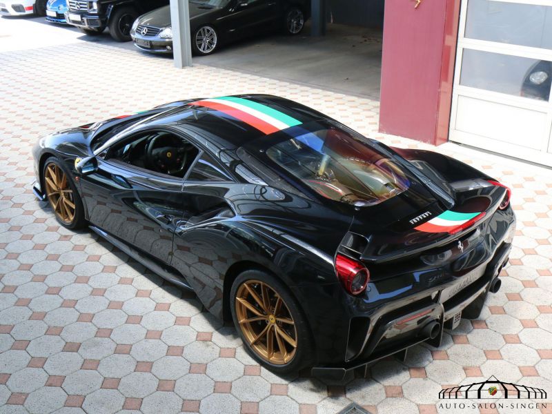 Ferrari 488 Pista