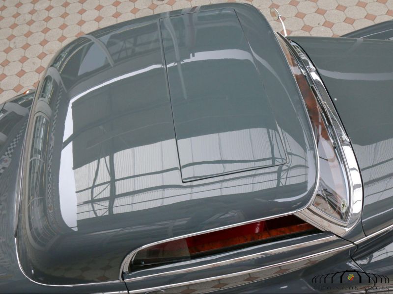 Mercedes-Benz 300 S Coupe 