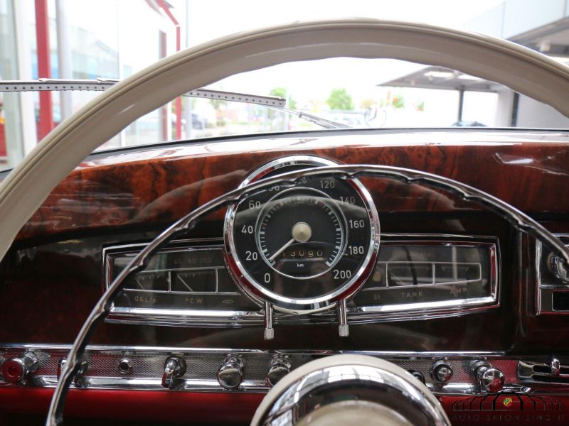 Mercedes-Benz 300 S Coupe 
