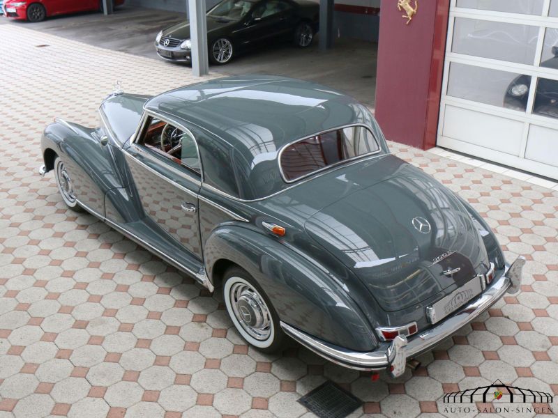 Mercedes-Benz 300 S Coupe 