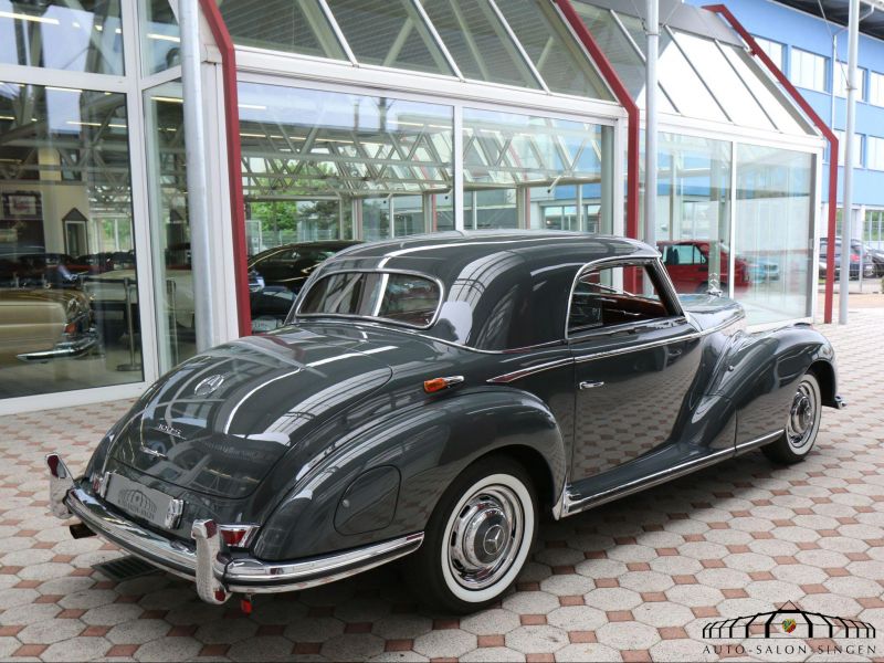 Mercedes-Benz 300 S Coupe 