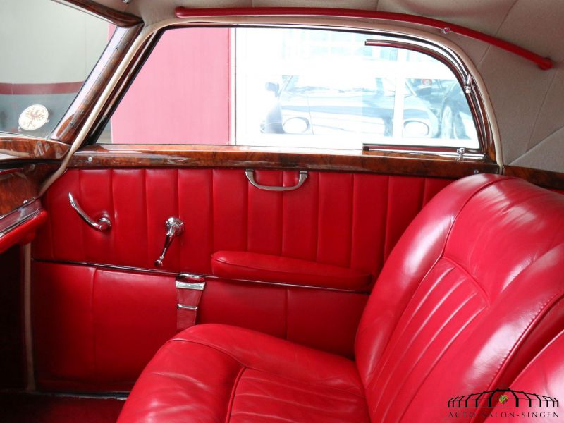 Mercedes-Benz 300 S Coupe 
