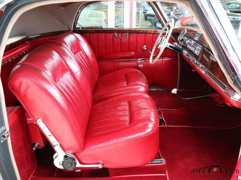 Mercedes-Benz 300 S Coupe 
