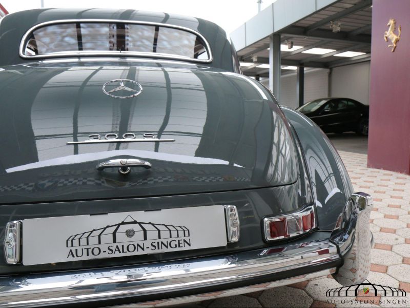 Mercedes-Benz 300 S Coupe 