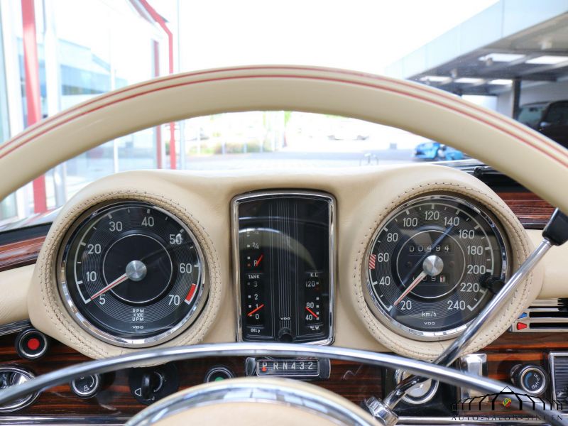 Mercedes-Benz 280 SE 3.5 Cabrio