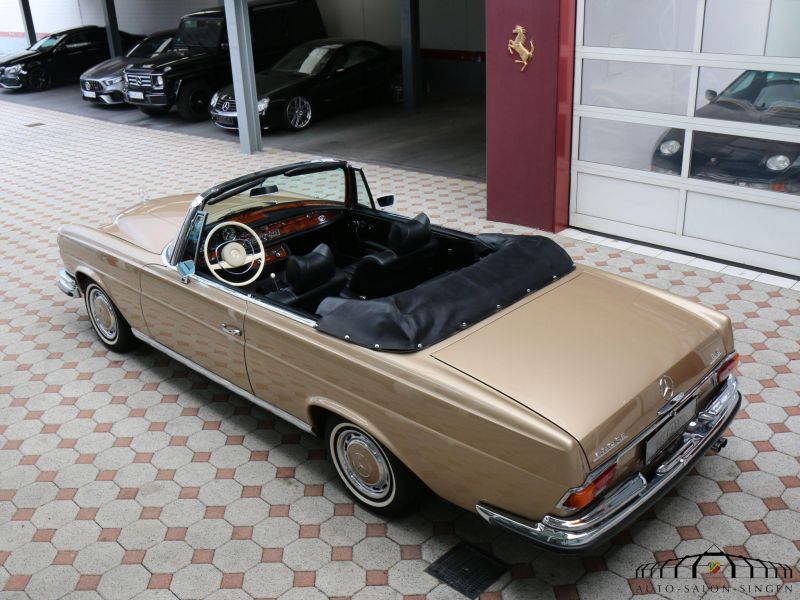 Mercedes-Benz 280 SE 3.5 Cabrio