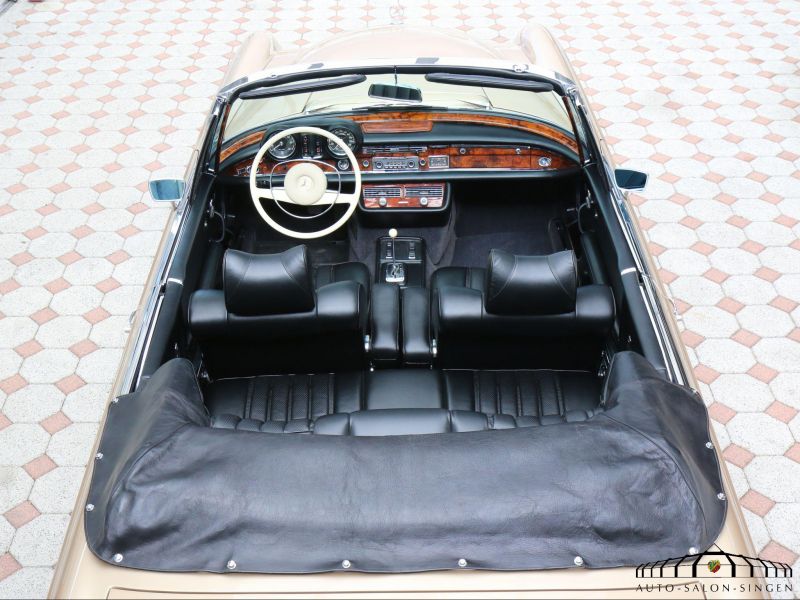 Mercedes-Benz 280 SE 3.5 Cabrio