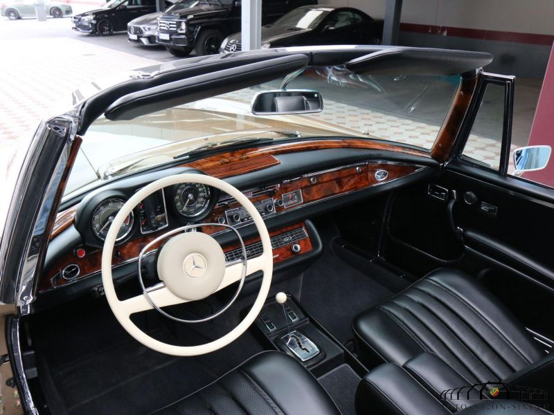 Mercedes-Benz 280 SE 3.5 Cabrio