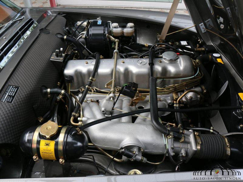 Mercedes-Benz 280 SL Pagode 