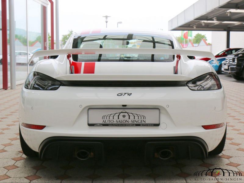 Porsche Cayman 718 GT4 