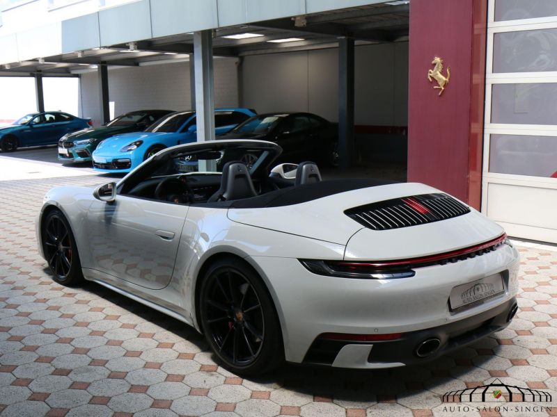 Porsche 992 Carrera 4S Cabrio