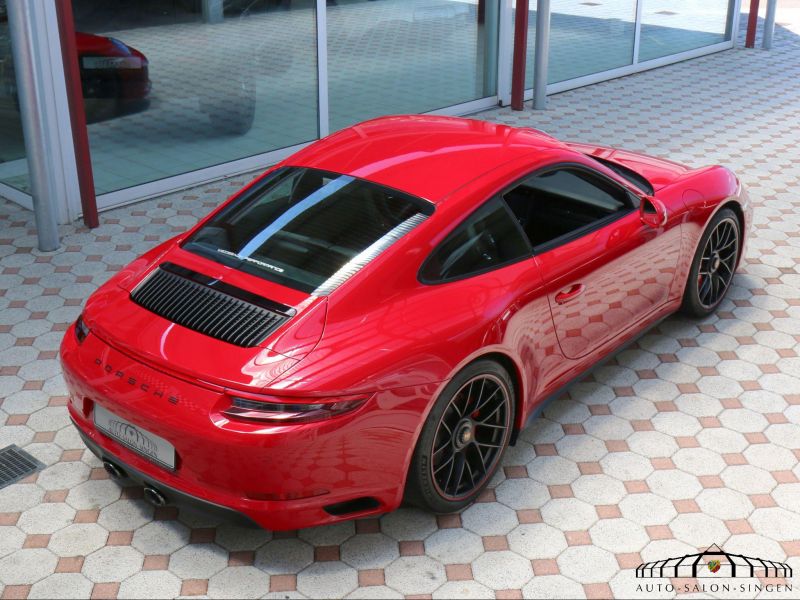 Porsche 991 Carrera 4 GTS