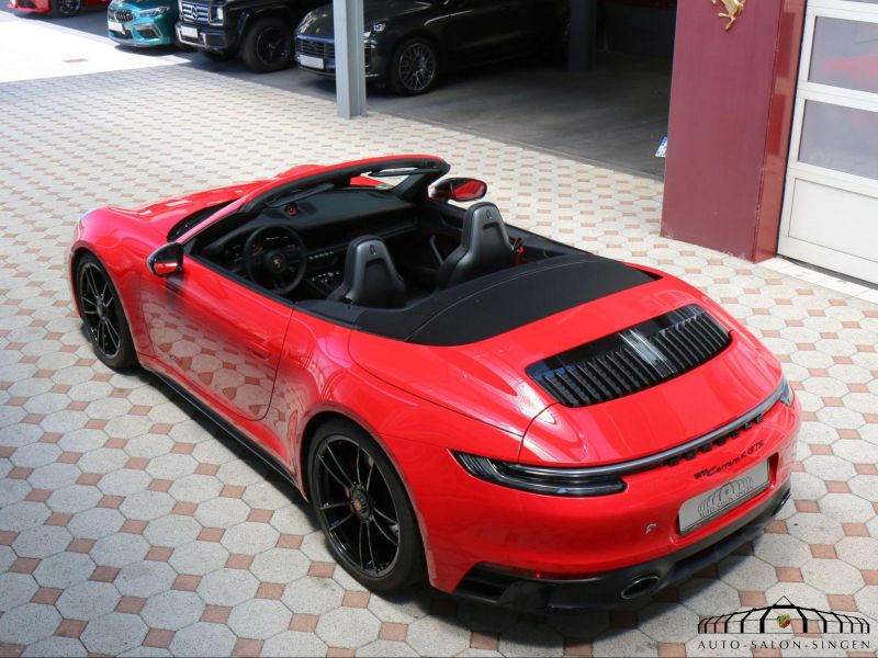 Porsche 992 Carrera  4 GTS Cabrio