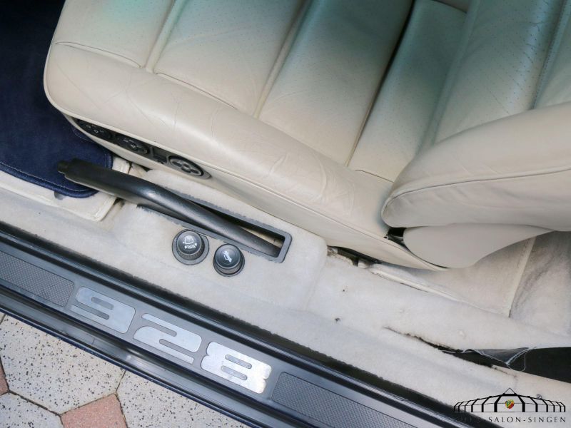 Porsche 928 S4