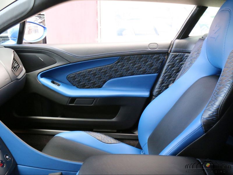Aston Martin Vanquish Zagato