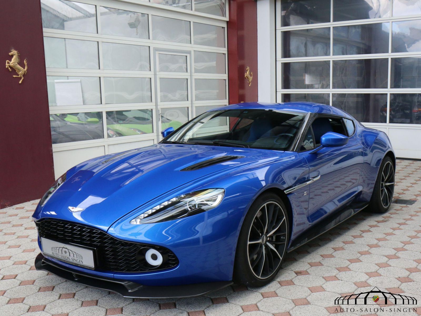Aston Martin - Auto Salon Singen