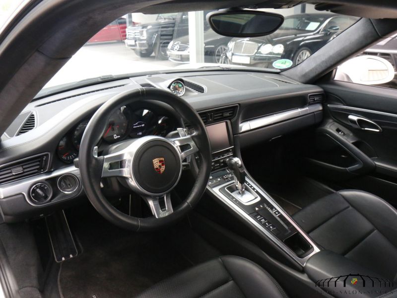 Porsche 991 Carrera 4S