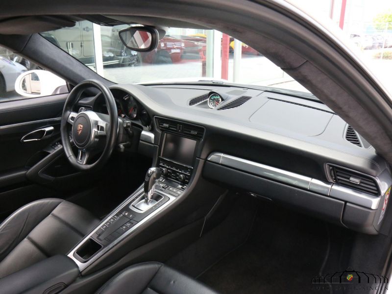 Porsche 991 Carrera 4S