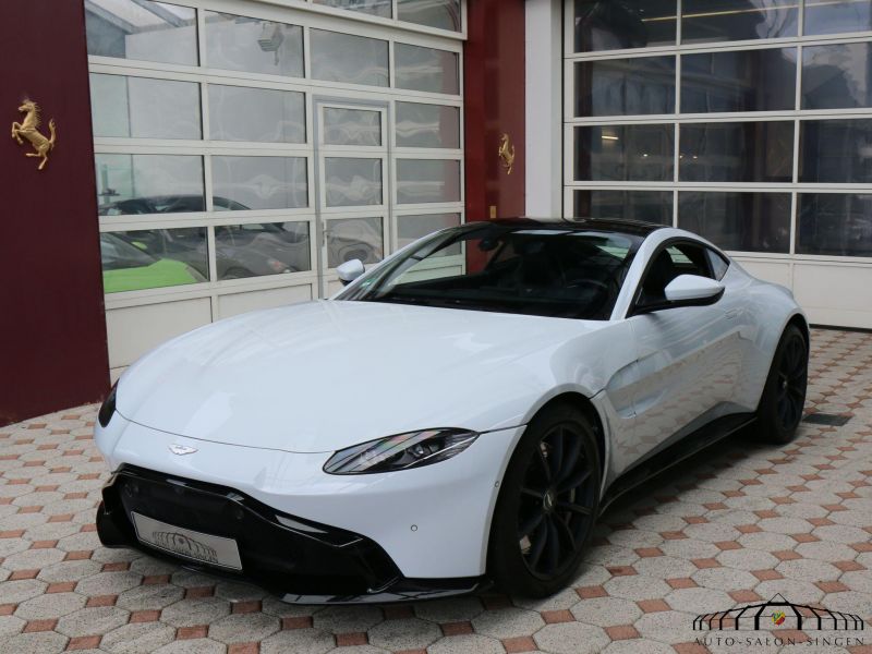 Aston Martin V8 Vantage Coupe 