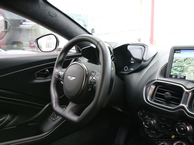 Aston Martin V8 Vantage Coupe 