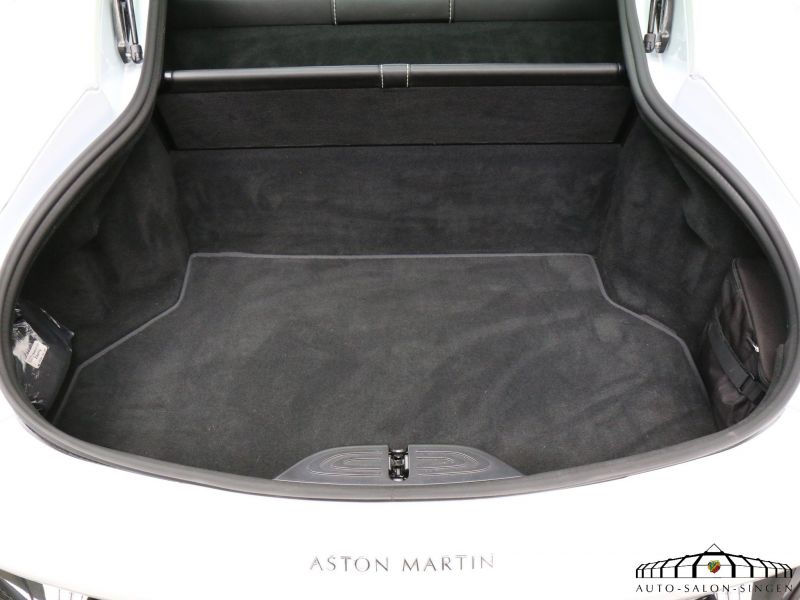 Aston Martin V8 Vantage Coupe 