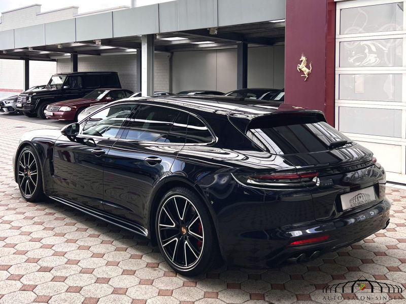Porsche Panamera GTS Sport Turismo