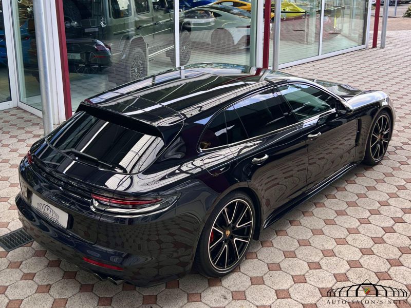 Porsche Panamera GTS Sport Turismo