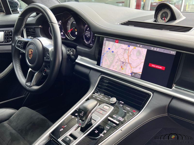 Porsche Panamera GTS Sport Turismo