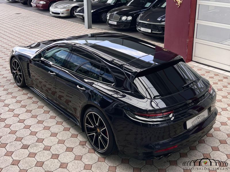 Porsche Panamera GTS Sport Turismo