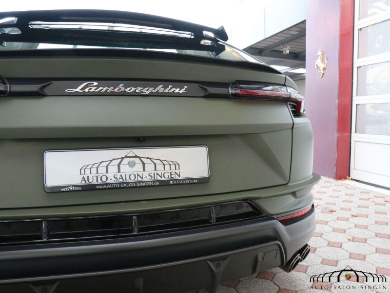 Lamborghini Urus Performante