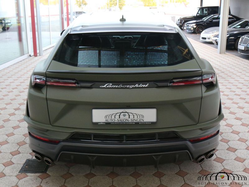 Lamborghini Urus Performante