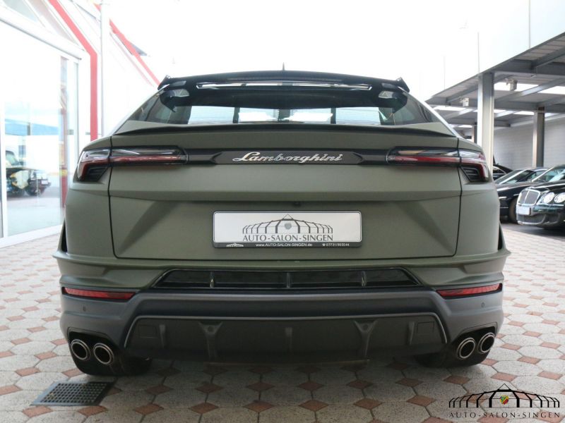 Lamborghini Urus Performante