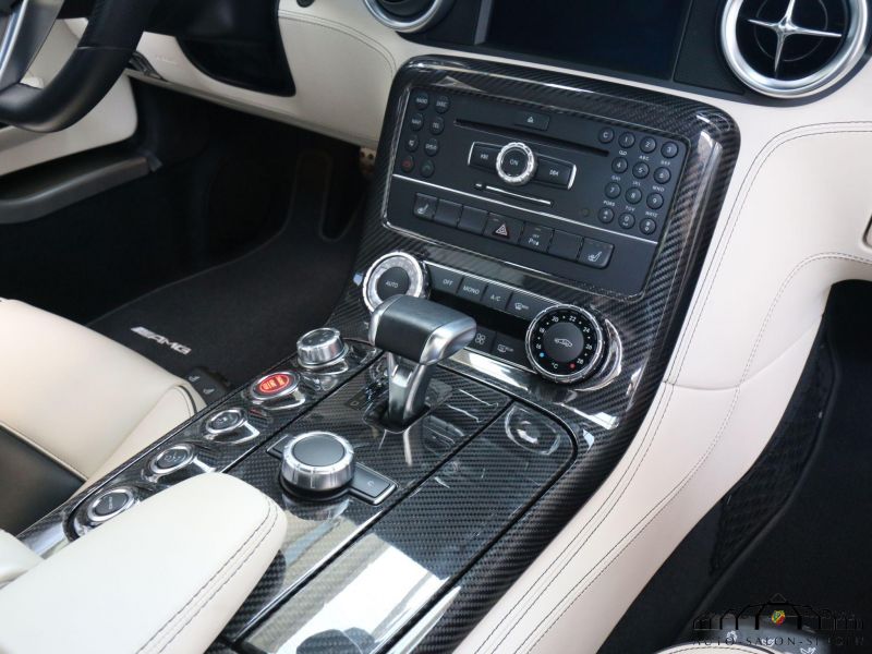 Mercedes-Benz SLS AMG