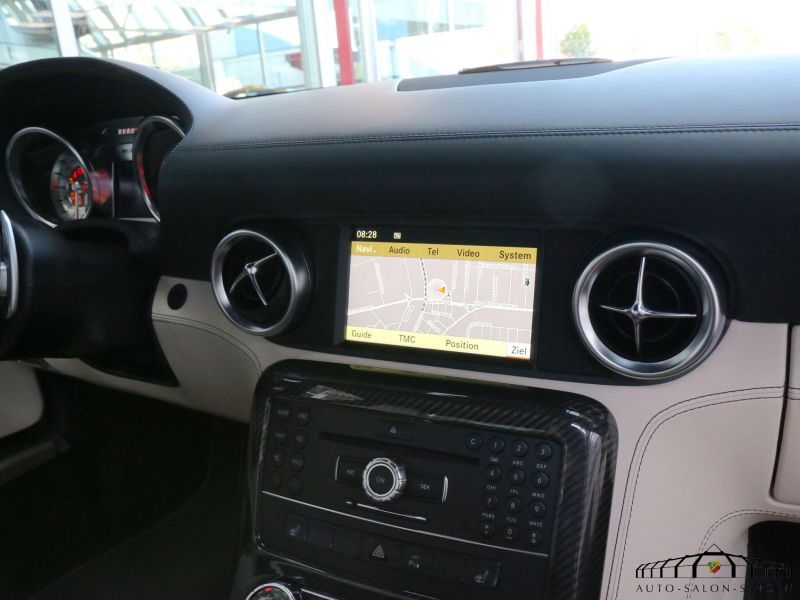 Mercedes-Benz SLS AMG
