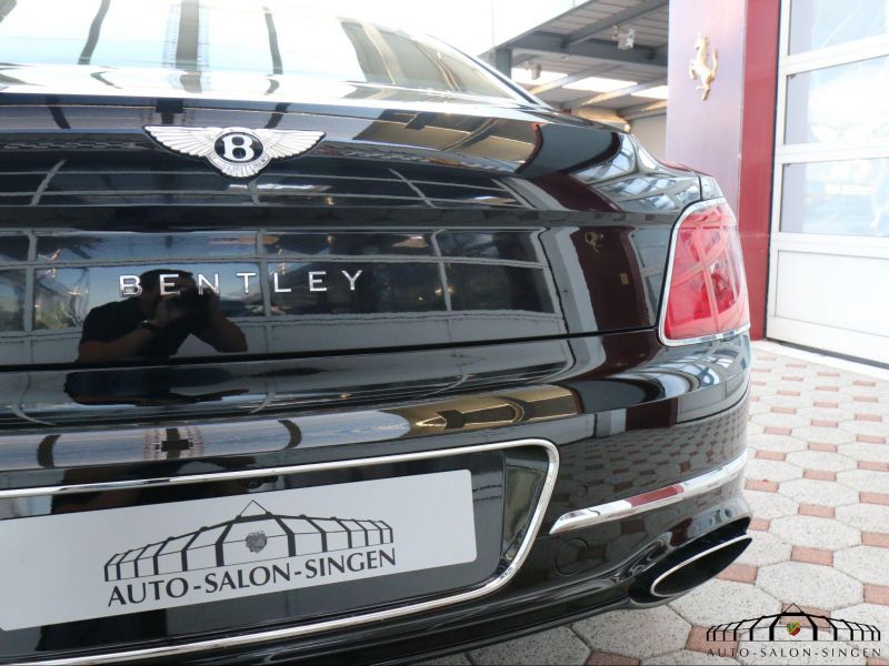 Bentley Flying Spur W12 First Edition