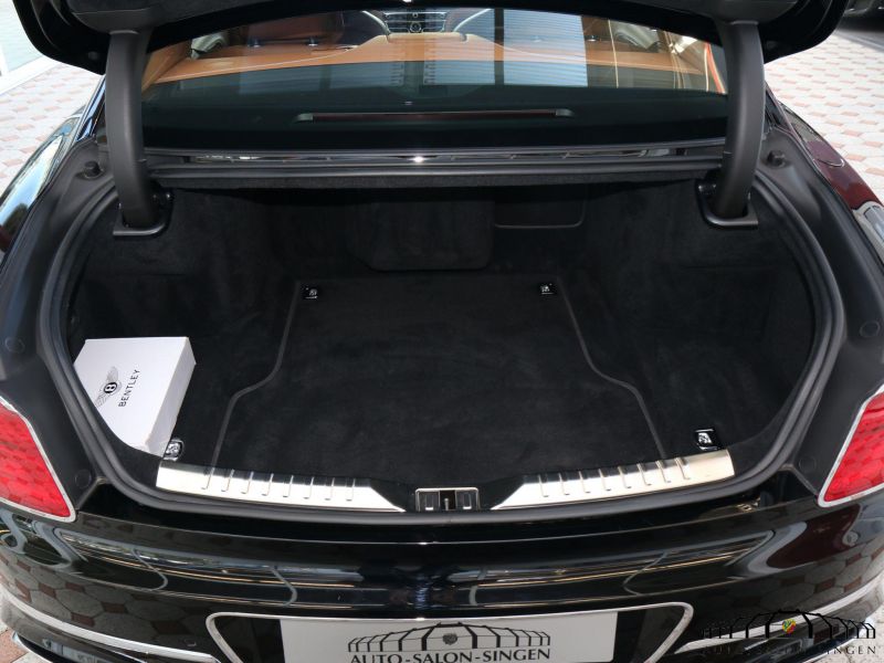 Bentley Flying Spur W12 First Edition