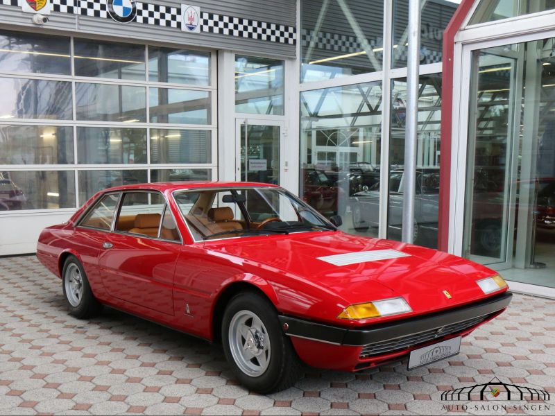 Ferrari 365 GT4 2+2